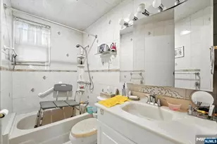 34 Pennington Ave, Passaic, NJ 07055 - Photo 19