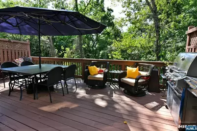 397 Green Mountain Road, Mahwah, NJ 07430 - Photo 15