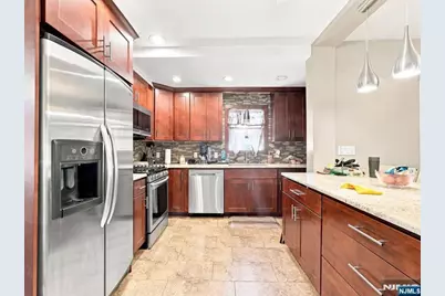 66 Ross Avenue, Hackensack, NJ 07601 - Photo 7