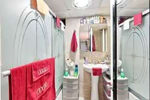 66 Ross Ave, Hackensack, NJ 07601 - Photo 29