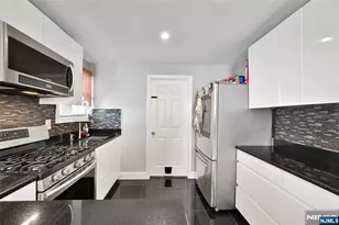 464 Simons Ave, Hackensack, NJ 07601 - Photo 13