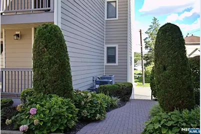 910 River Renaissance C10 #C10, East Rutherford, NJ 07073 - Photo 31