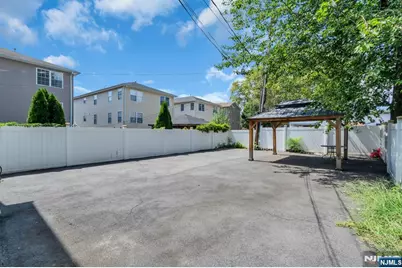 15 Cottage Place, East Orange, NJ 07017 - Photo 31