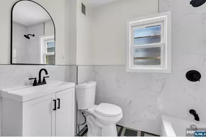 15 Cottage Place, East Orange, NJ 07017 - Photo 11