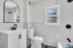 15 Cottage Pl, East Orange, NJ 07017 - Photo 11