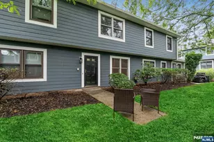 13 Briarwood Ct E, Ramsey, NJ 07446 - Photo 9