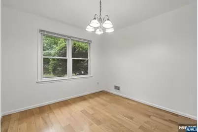 13 Briarwood Court E #E, Ramsey, NJ 07446 - Photo 5