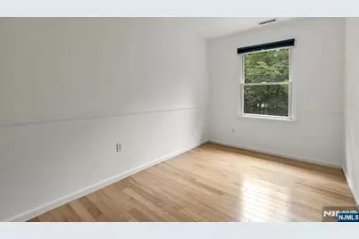 13 Briarwood Court E #E, Ramsey, NJ 07446 - Photo 15