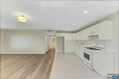 235 10th Street, Palisades Park, NJ 07650 - Photo 37