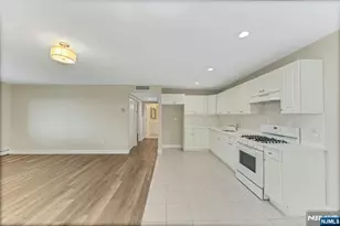235 10th St, Palisades Park, NJ 07650 - Photo 37