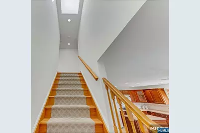 235 10th Street, Palisades Park, NJ 07650 - Photo 15