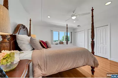 235 10th Street, Palisades Park, NJ 07650 - Photo 17