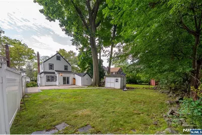 1016 Grace Terrace, Teaneck Township, NJ 07666 - Photo 23