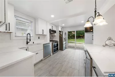 1016 Grace Terrace, Teaneck Township, NJ 07666 - Photo 9