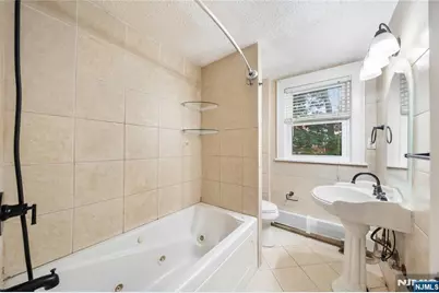 1016 Grace Terrace, Teaneck Township, NJ 07666 - Photo 11