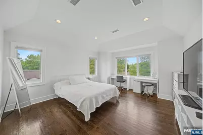 28 Leroy Street, Tenafly, NJ 07670 - Photo 21