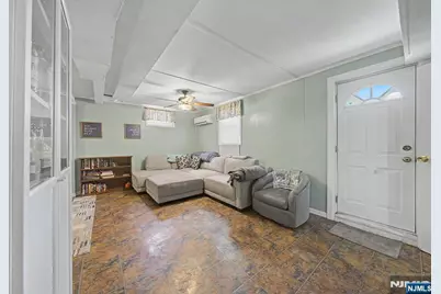 114 Warhol Avenue, Mahwah, NJ 07430 - Photo 27
