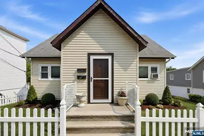 319 6th Street, Carlstadt, NJ 07072 - Photo 1
