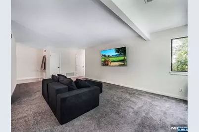 241 Indian Hollow Court, Mahwah, NJ 07430 - Photo 11