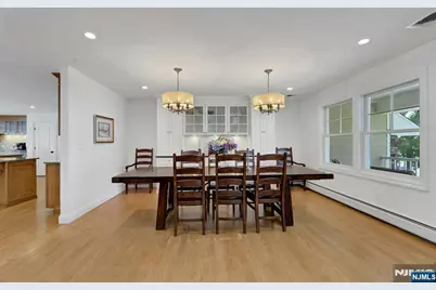 23 Hollybrook Road, Paramus, NJ 07652 - Photo 11