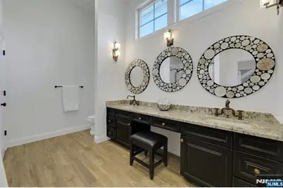 23 Hollybrook Road, Paramus, NJ 07652 - Photo 33