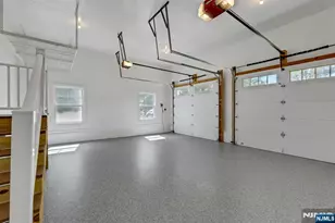 23 Hollybrook Rd, Paramus, NJ 07652 - Photo 45