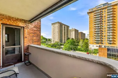 100 Prospect Avenue 4C #4C, Hackensack, NJ 07601 - Photo 5