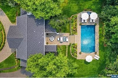180 Tekening Drive, Tenafly, NJ 07670 - Photo 39