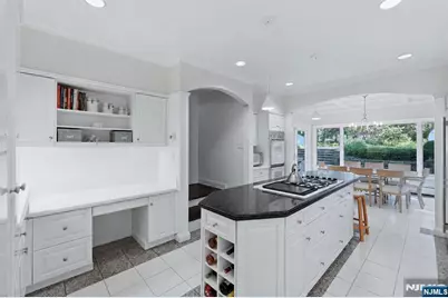 180 Tekening Drive, Tenafly, NJ 07670 - Photo 19