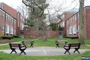 23 Park 88, Verona, NJ 07044 - Photo 1