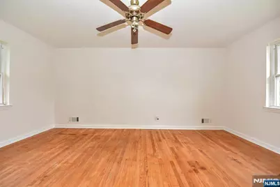419 Madison Avenue, Hasbrouck Heights, NJ 07604 - Photo 19