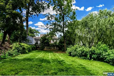 419 Madison Avenue, Hasbrouck Heights, NJ 07604 - Photo 3