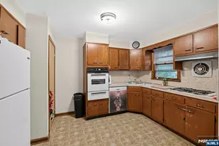155 Columbia, Nutley, NJ 07110 - Photo 5