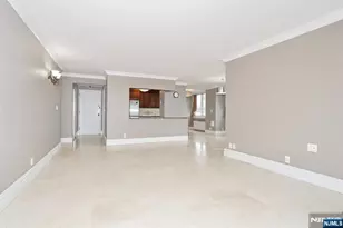 200 Old Palisade Road 15C, Fort Lee, NJ 07024 - Photo 11