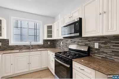 25 Palisade Avenue 1 #1, Garfield, NJ 07026 - Photo 9