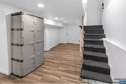 233 Clinton Street, East Orange, NJ 07018 - Photo 27