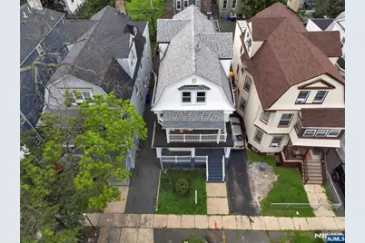 233 Clinton Street, East Orange, NJ 07018 - Photo 5