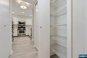 403B Nelson Ct, Edgewater, NJ 07020 - Photo 19