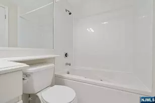 403B Nelson Ct, Edgewater, NJ 07020 - Photo 17