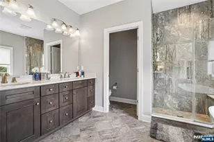 11 Hickory Ct, Cedar Grove, NJ 07009 - Photo 15