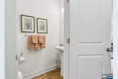11 Hickory Court, Cedar Grove, NJ 07009 - Photo 9