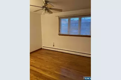 146 Westminster Place 2nd Floor #2nd floor, Lodi, NJ 07644 - Photo 3