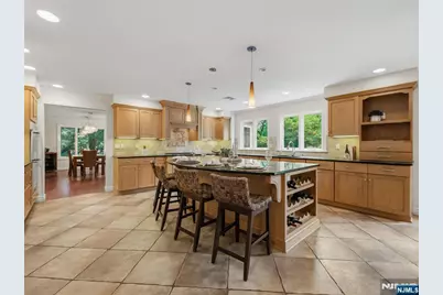 44 Barrett Lane, Wyckoff Township, NJ 07481 - Photo 17