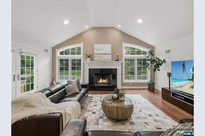 44 Barrett Lane, Wyckoff Township, NJ 07481 - Photo 23