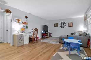 265 Collignon Way 1A, River Vale Township, NJ 07675 - Photo 9