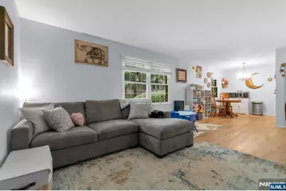 265 Collignon Way 1A #1A, River Vale Township, NJ 07675 - Photo 5
