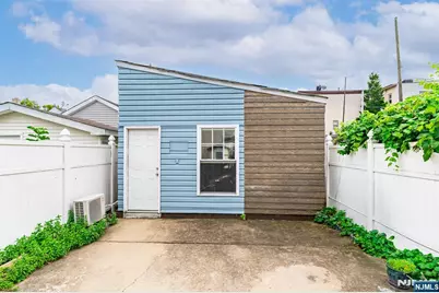 67 Marne Street, Newark, NJ 07105 - Photo 25