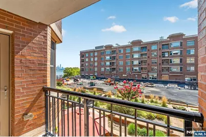 20 Ave At Port Imperial 233/ 235 #233/ 235, West New York, NJ 07093 - Photo 37