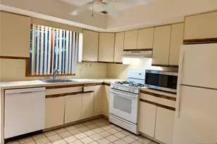 1643 Maple St, Fort Lee, NJ 07024 - Photo 9