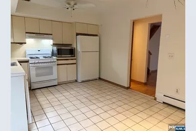 1643 Maple Street, Fort Lee, NJ 07024 - Photo 11